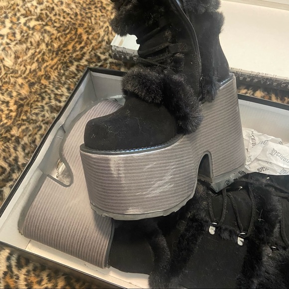 Demonia PURE VIGILANCE 2.0 PLATFORM BOOTS - Picture 6 of 8